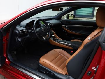 Lexus RC